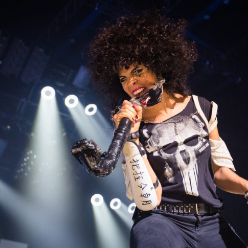 Shaka Ponk, Samaha, Dome, Frédéric Bonnaud, FredB Art, Singer, woman, Photo, Photographer, Live, Concert, Marseille, France