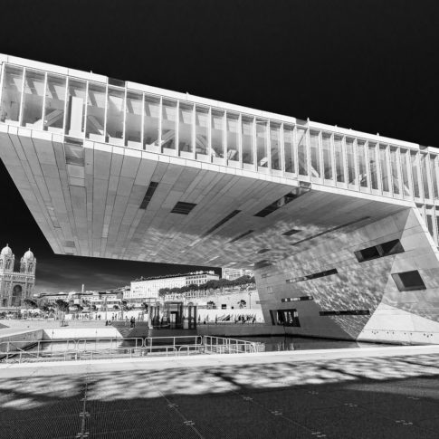 Villa Mediterranée, Bnw, Black and white, Noir et blanc, Architecture, Landscape, Paysage, Nightscape, Marseille, Frédéric Bonnaud, FredB Art, Photo, Photographer, France